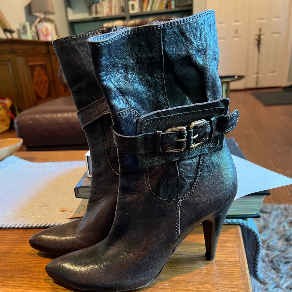Womens Mafarka Italian Leather boots with gold buckle 2 incur